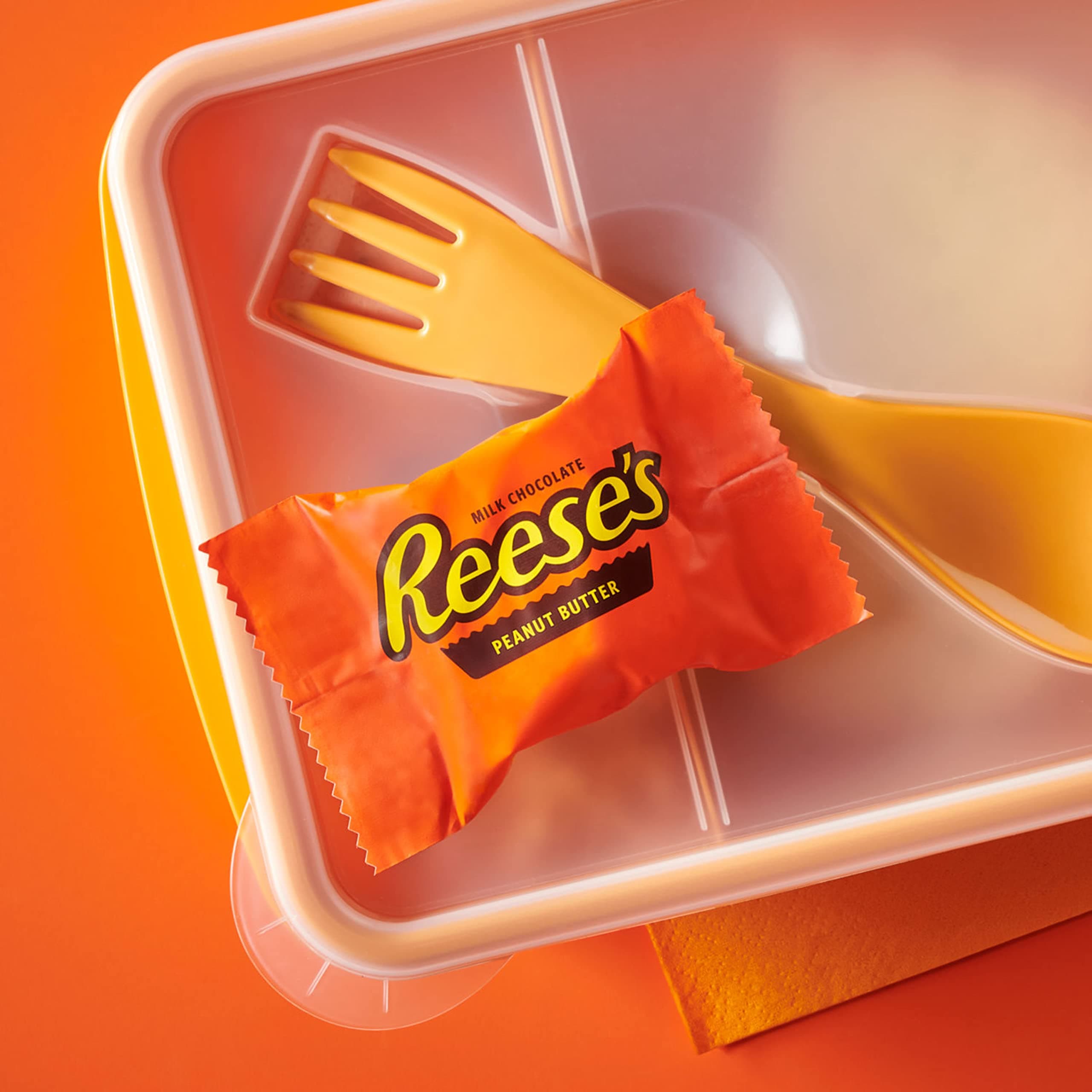 REESE'S Milk Chocolate Snack Size Peanut Butter Cups, Candy Jumbo Bag, 19.5 oz thumbnail 7