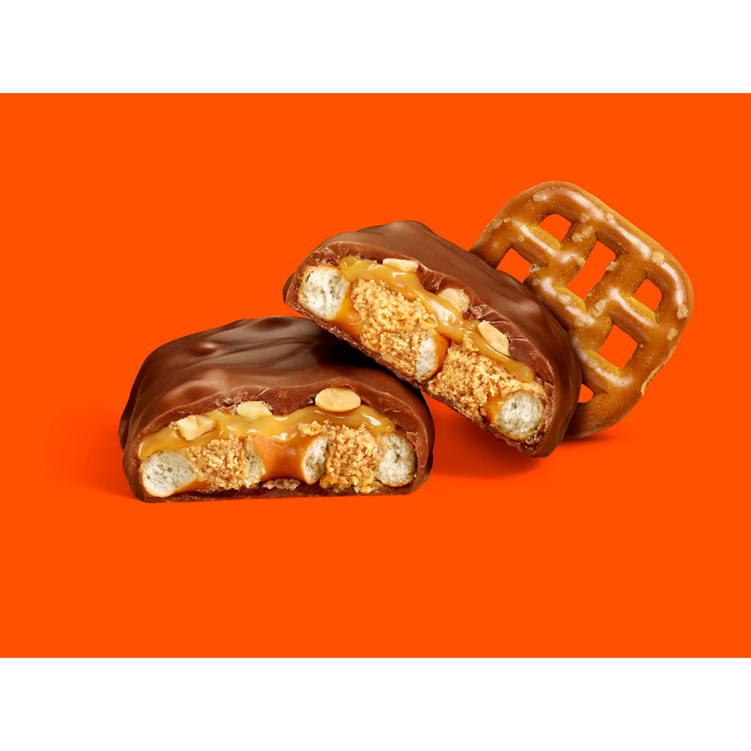 REESE'S TAKE 5 Pretzel, Peanut and Chocolate Snack Size, Candy Bag, 11.25 oz thumbnail 4