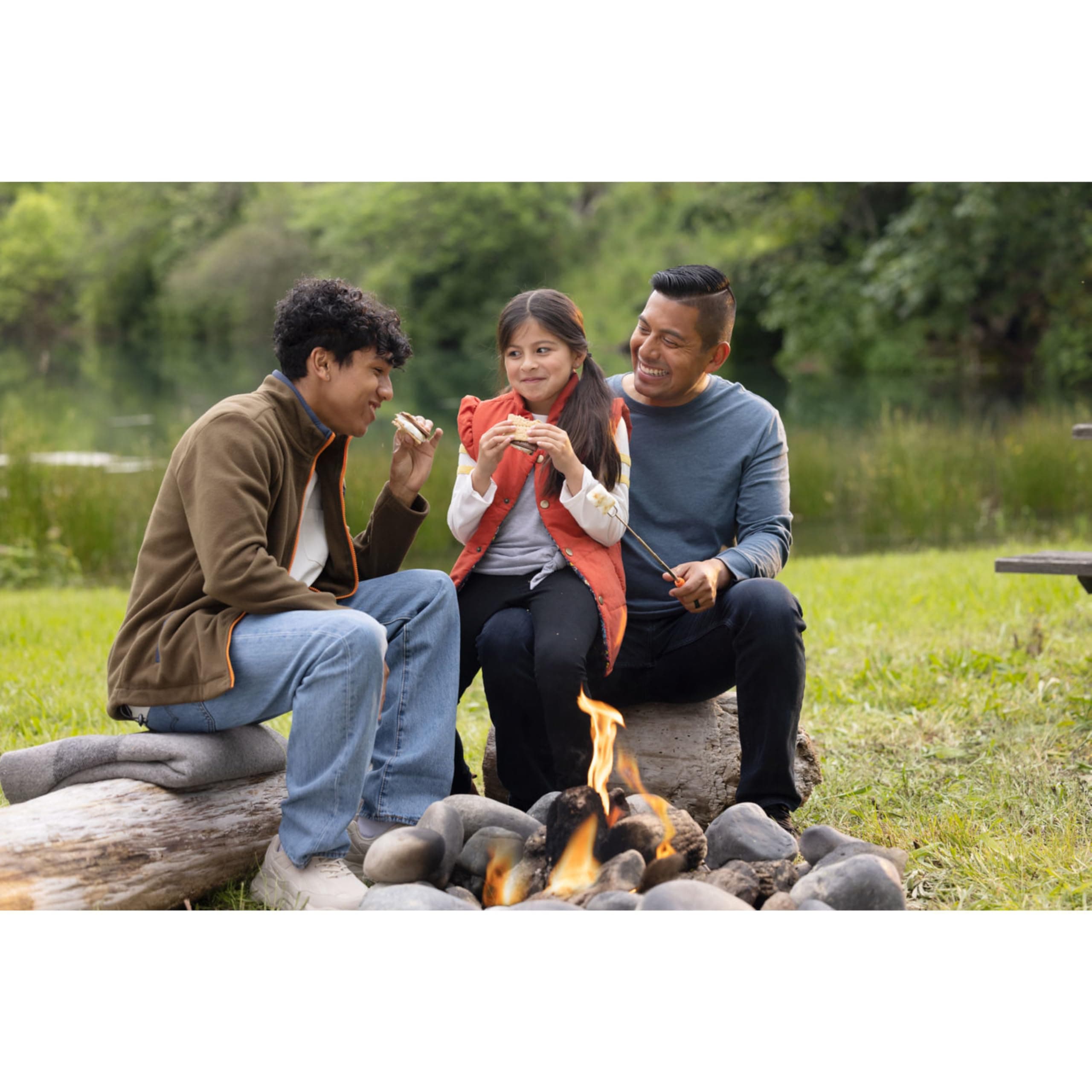 HERSHEY'S Milk Chocolate XL, Candy Bar, 4.4 oz (16 Pieces) thumbnail 5