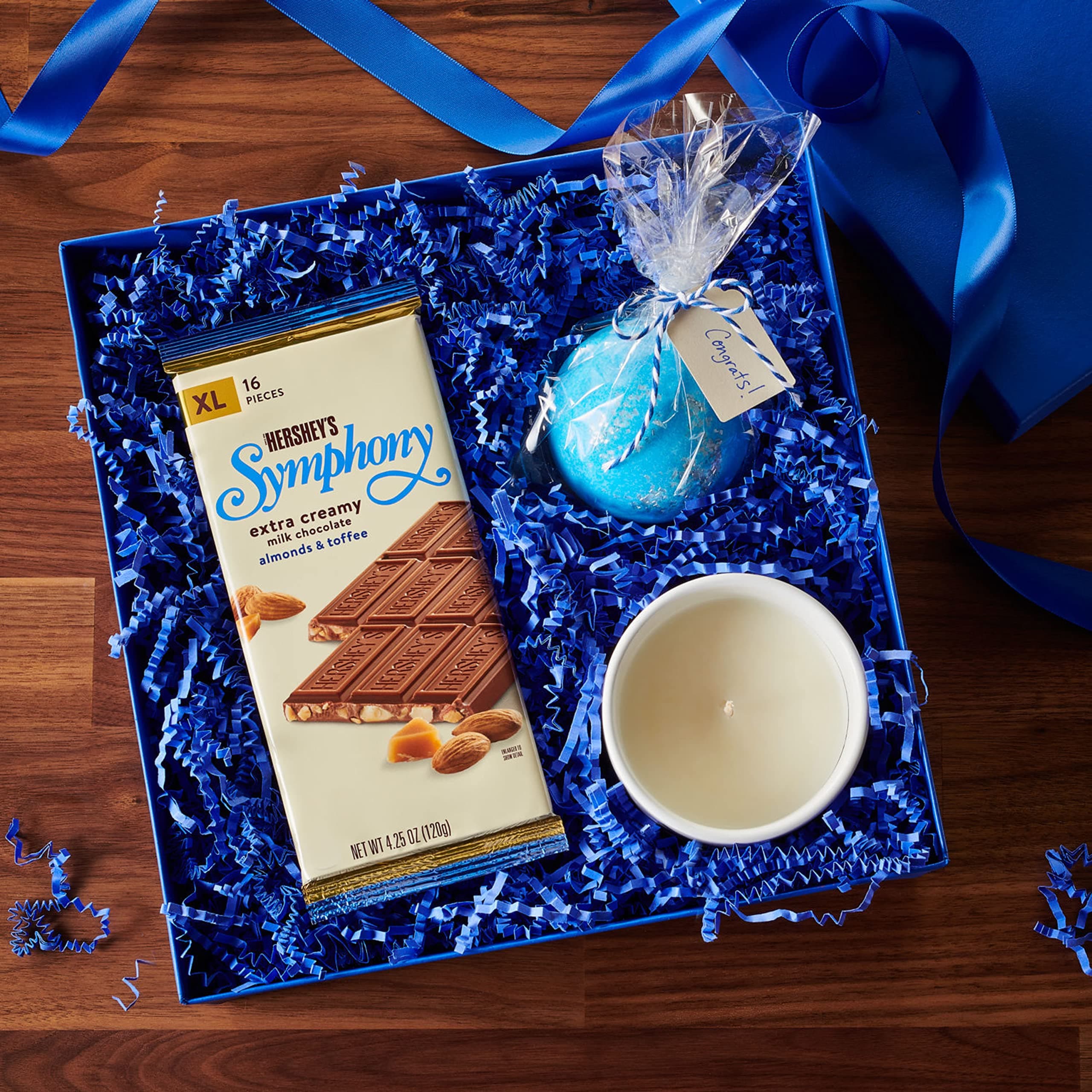 HERSHEY'S SYMPHONY Milk Chocolate, Almonds and Toffee XL, Candy Bar, 4.25 oz (16 Pieces) thumbnail 5